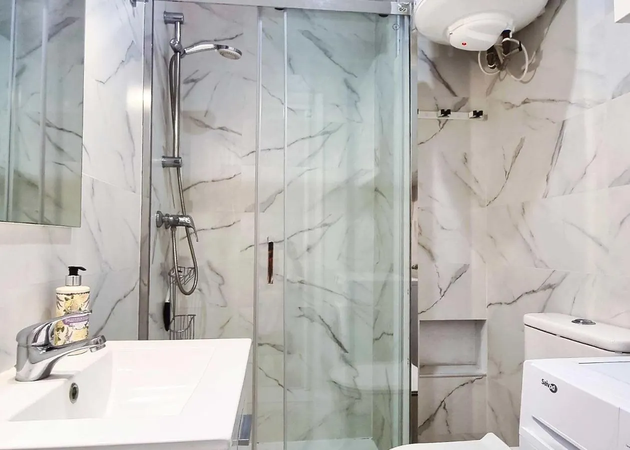 Marino II 206. Great Studio Second-Line To The Beach In Marbella Centre. Spagna